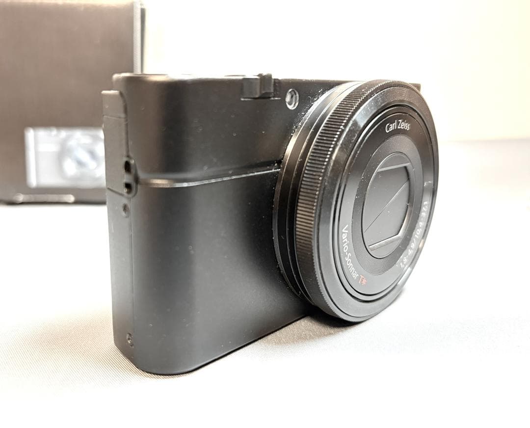 Sony Cyber-shot DSC-RX100 本体