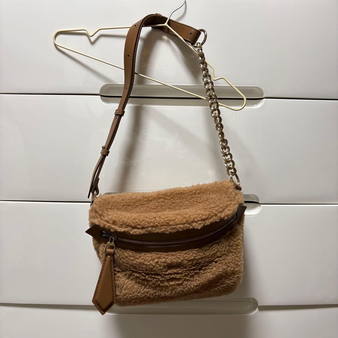 MaxMara マックスマーラ　ベージュ　テディベア　ショルダーバッグ
