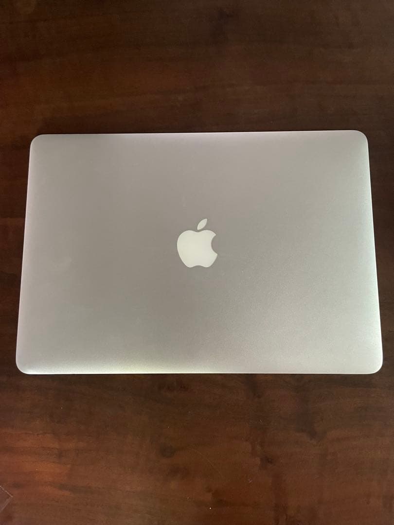 【値引き可能】Macbook Air Late 2010 13-inch
