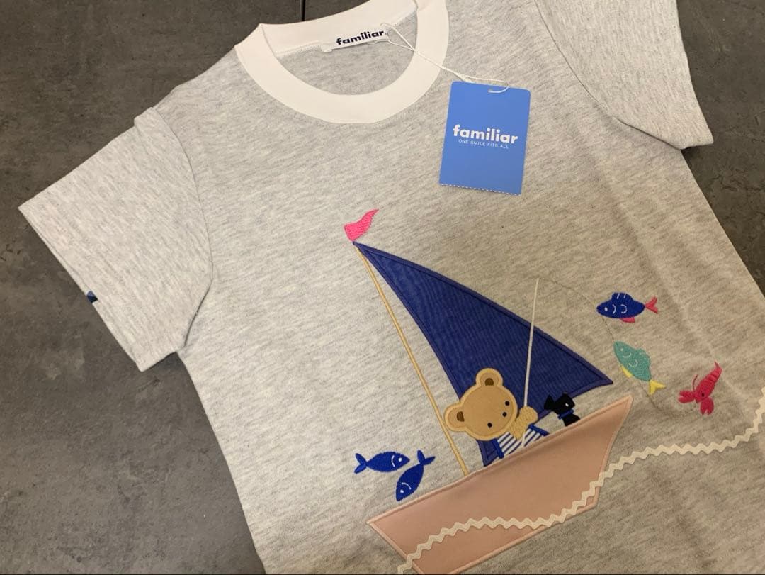 【新品未使用】ファミリア　Tシャツ　100