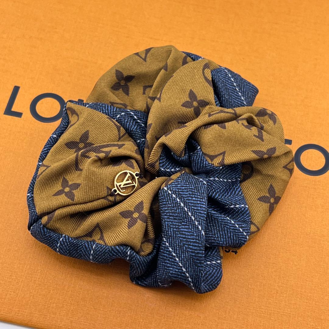 【極美品】ルイヴィトン シルク ビーマインドフル ヘアアクセサリー シュシュ