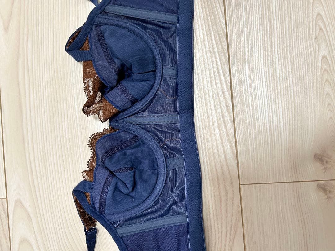 グラントイーワンズ　lala