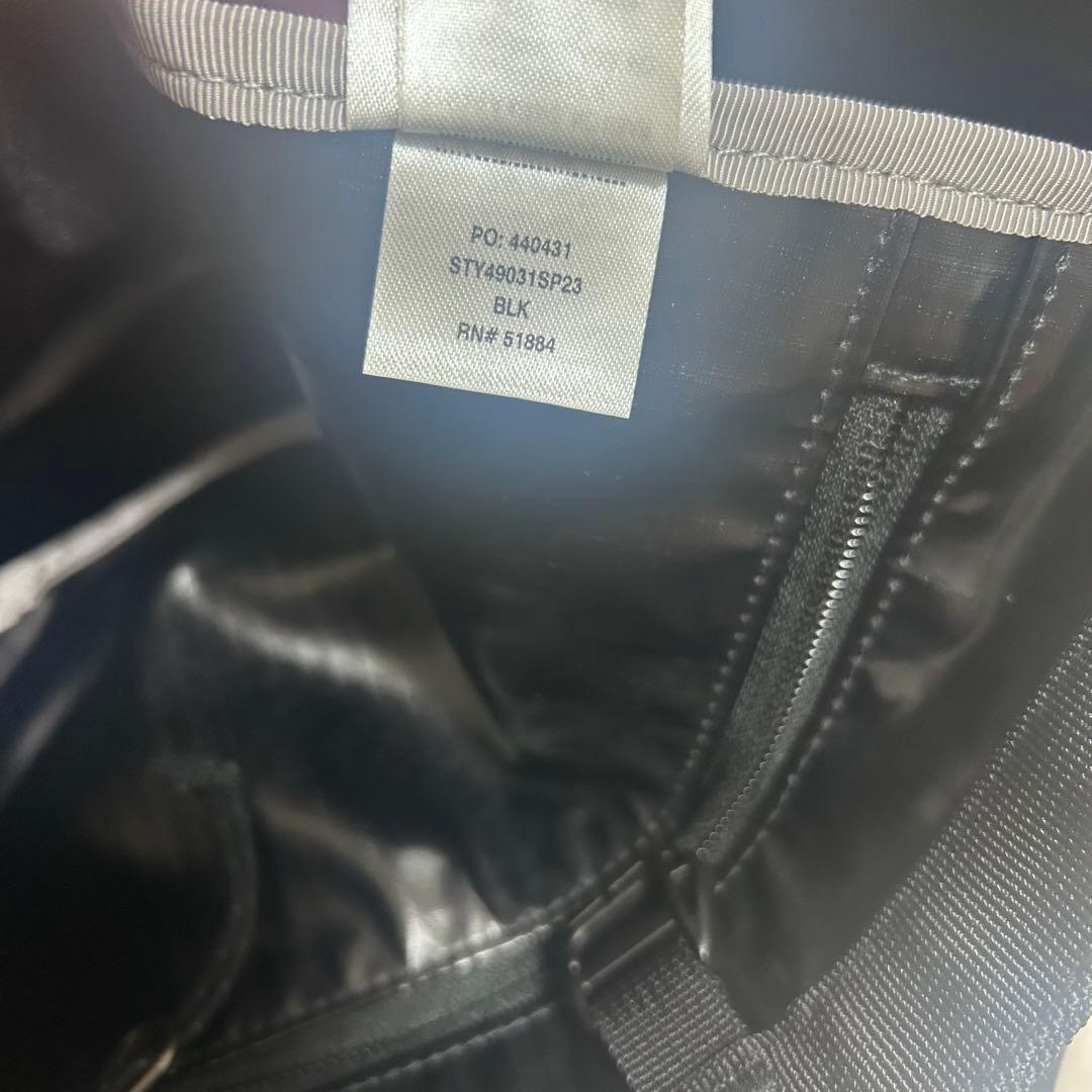 patagonia ブラック ホールトートバッグ アウトドア