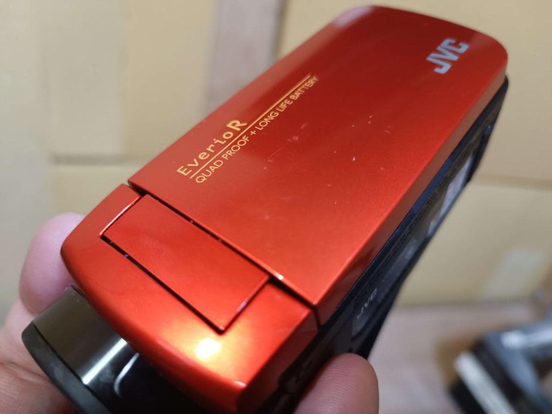 【防水/防塵/耐衝撃/耐低温】JVC Everio R GZ-RX680-D