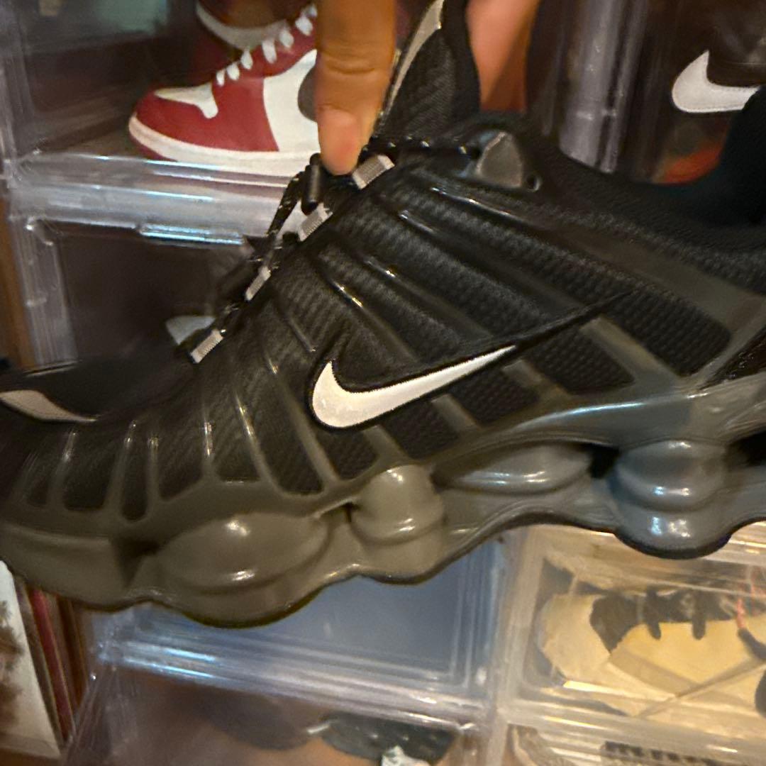 靴 Nike Shox TL \"Black and llic Silver