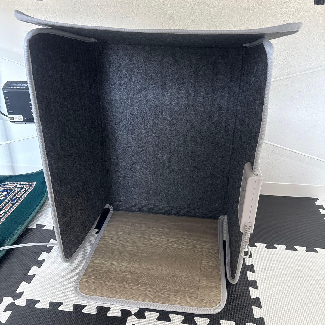 ニトリ　パネルヒーター　足元ヒーター　デスクヒーター　4面　足裏もあたたかい