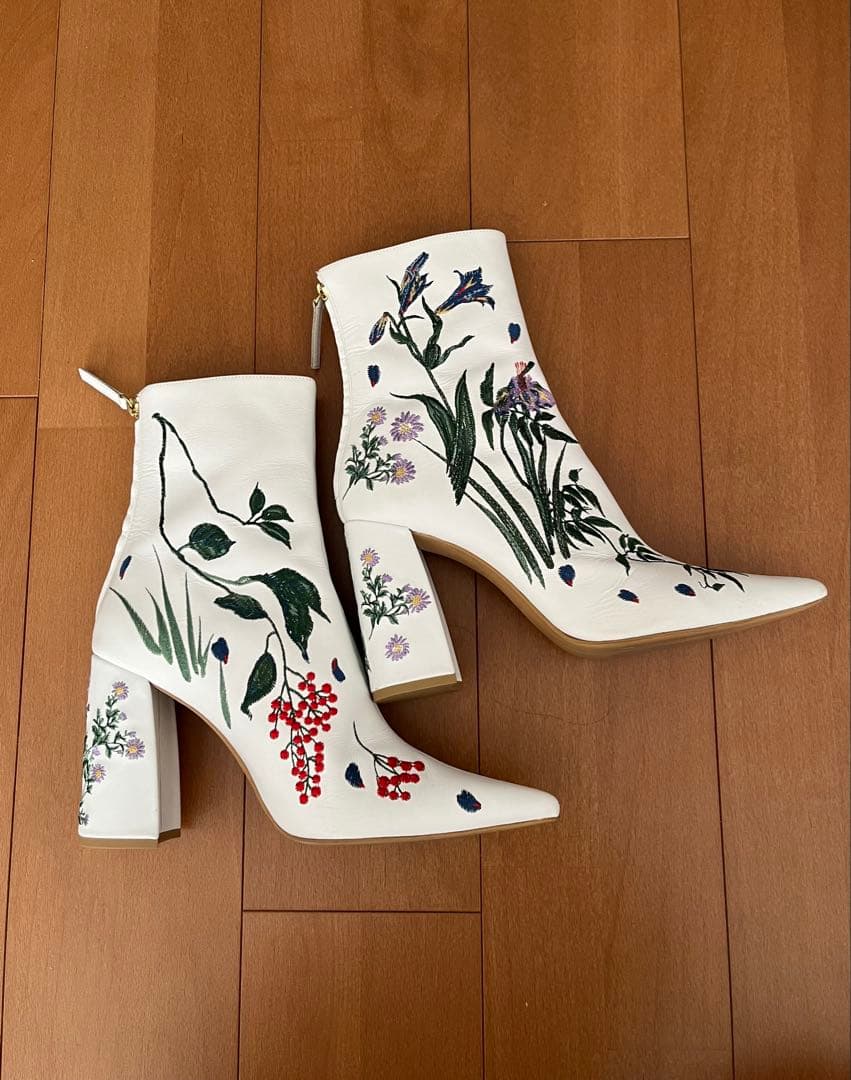 mamekurogouchi /2018-2019AW/ 刺繍レザーブーツ