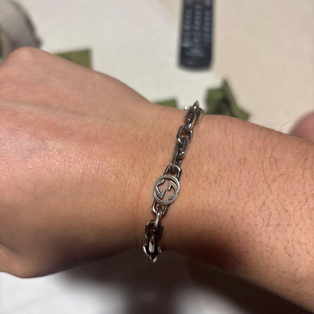 GUCCI シルバーチェーンブレスレット
