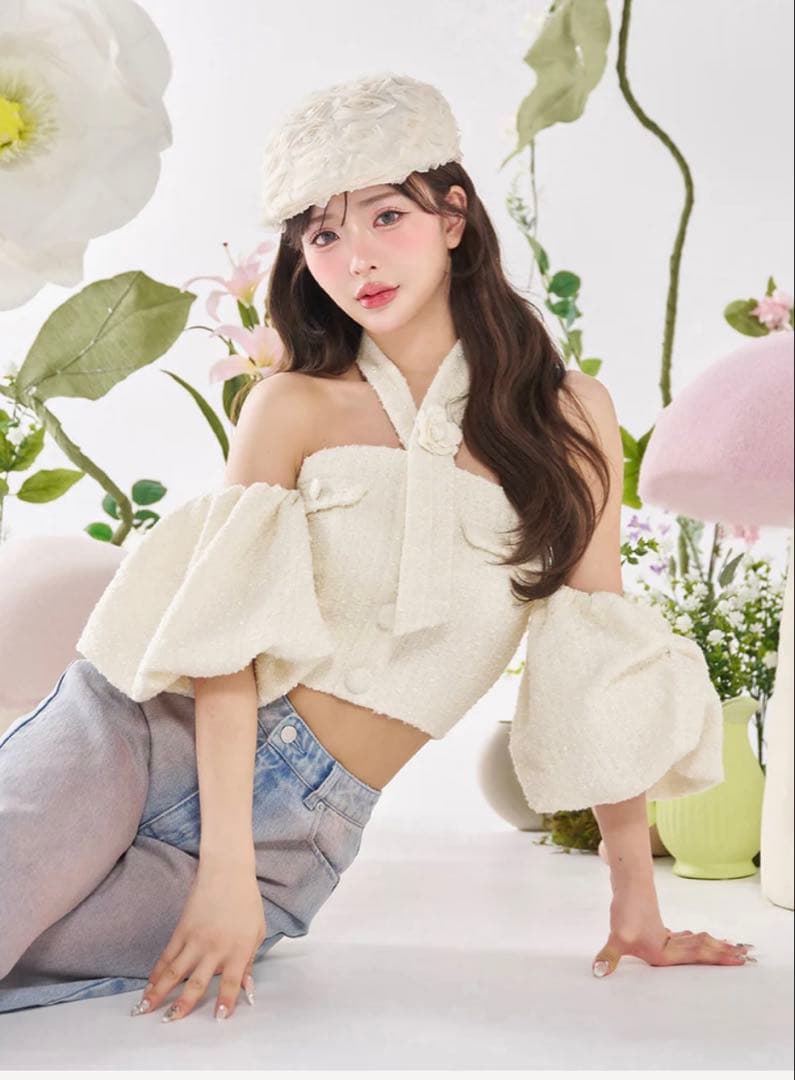 新品タグ付きダーリッチホルターネックオフショルツイードトップス