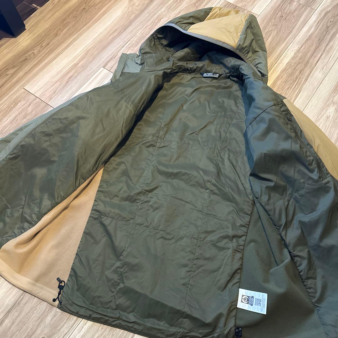 ARC'TERYX ナイロンジャケット L/G
