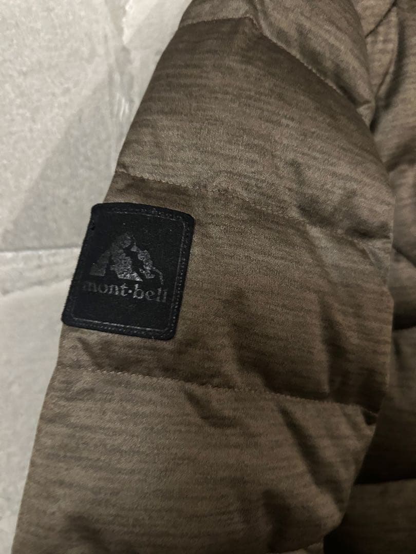 夢値下げ‼️極み美品★モンベル　ダウンジャケット　短丈　ドローコード