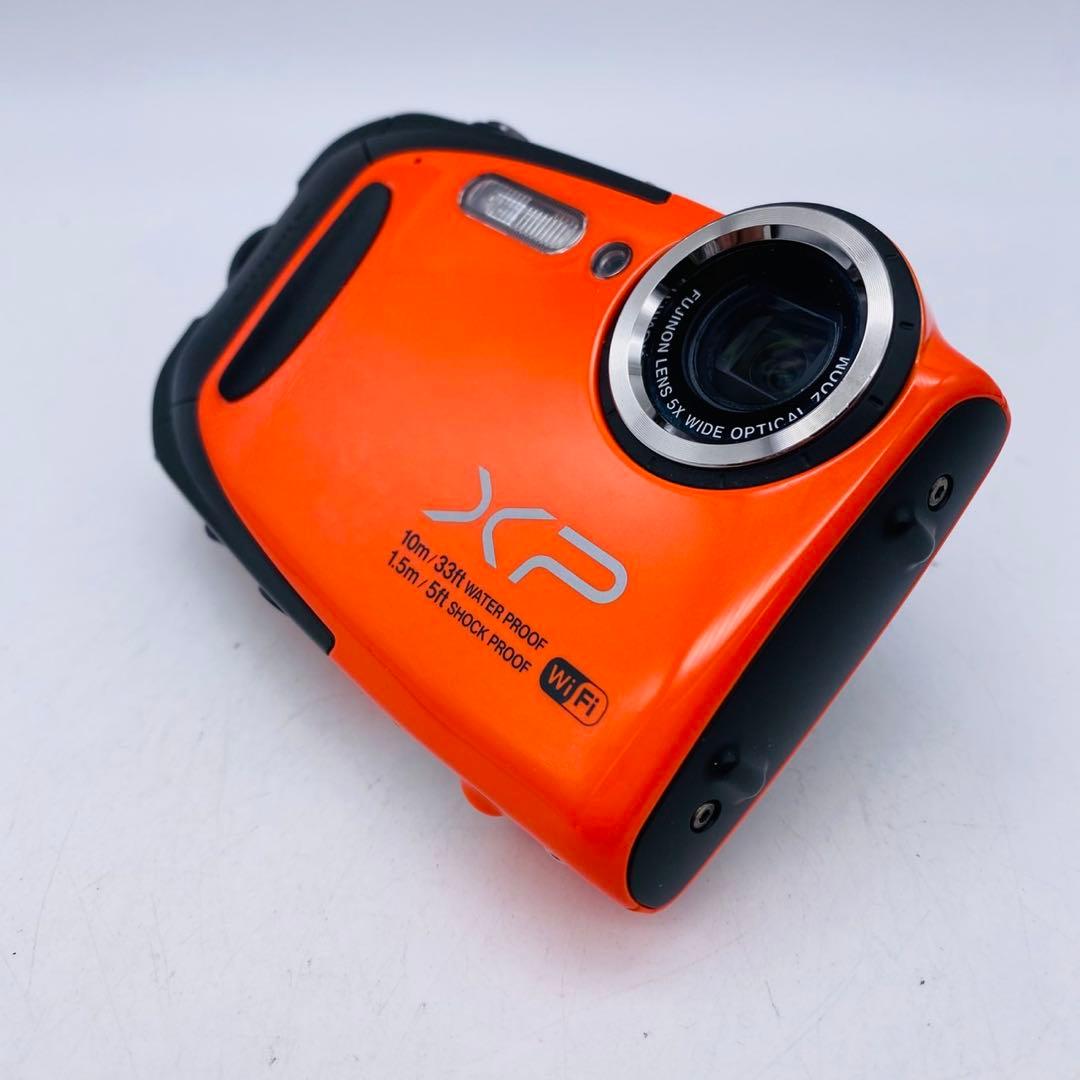 ★【美品動作確認済み】FUJIFILM FinePix XP70