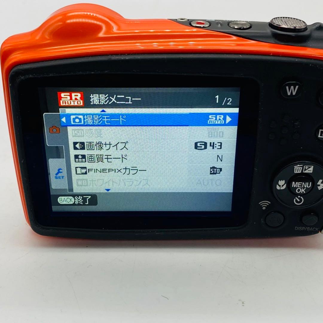 ★【美品動作確認済み】FUJIFILM FinePix XP70