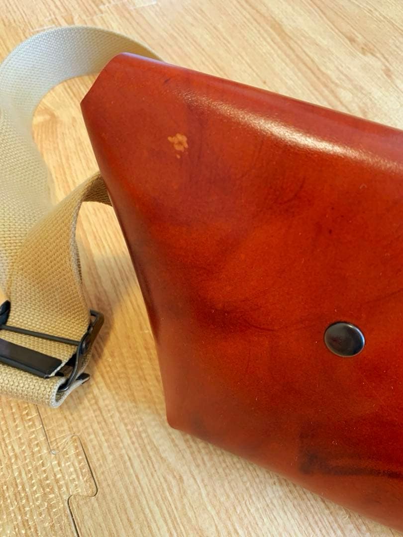 ほぼ未使用// Uni&Co. 牛革メッセンジャーバッグ/Camel/サイズS