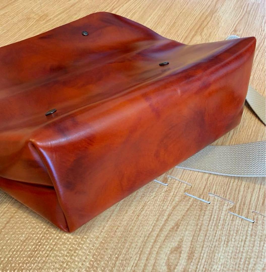 ほぼ未使用// Uni&Co. 牛革メッセンジャーバッグ/Camel/サイズS