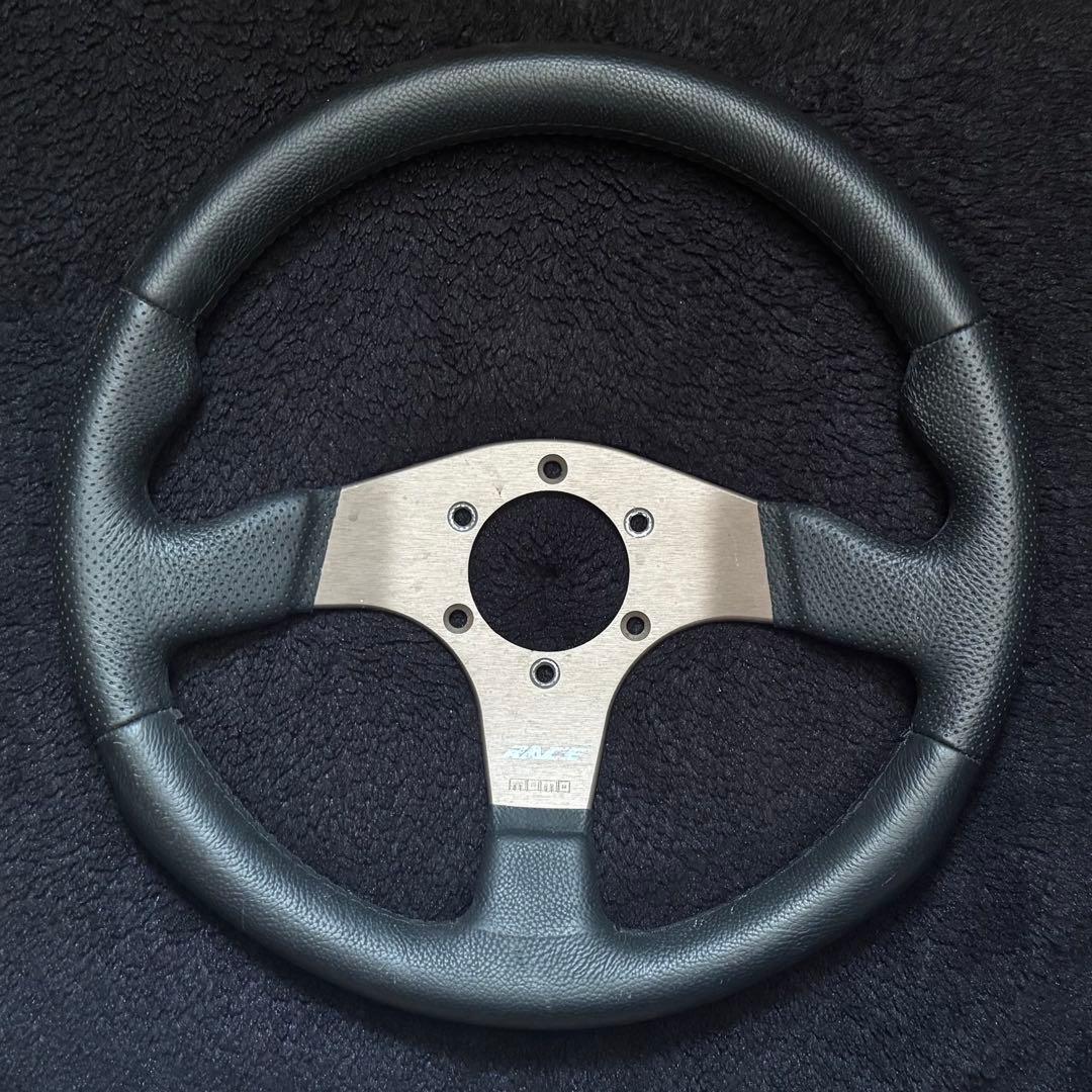 MOMO RACE ステアリング 32π