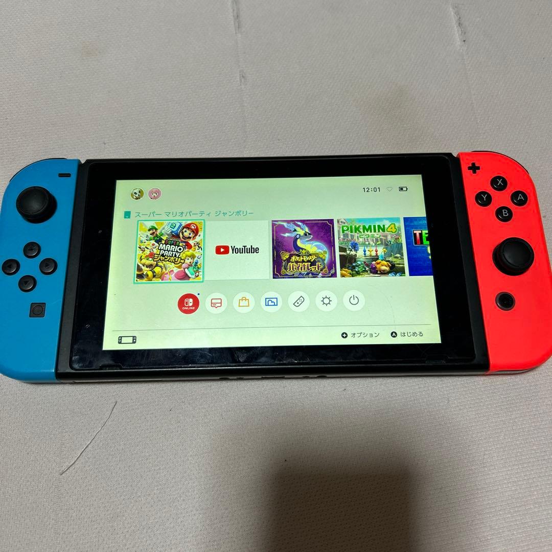 Nintendo Switch 本体 青と赤のJoy-Con