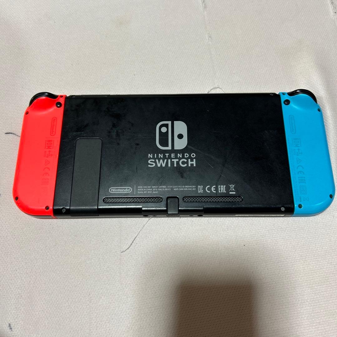 Nintendo Switch 本体 青と赤のJoy-Con