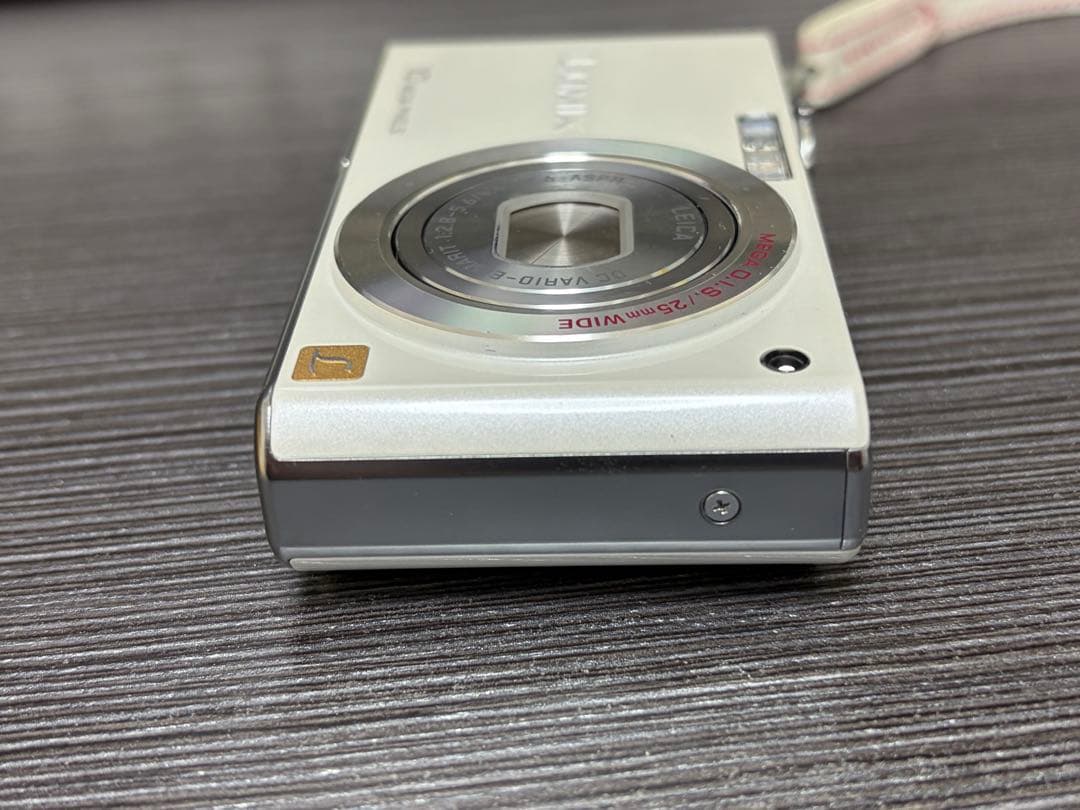 Panasonic LUMIX DMC-FX35 パナソニック ホワイト