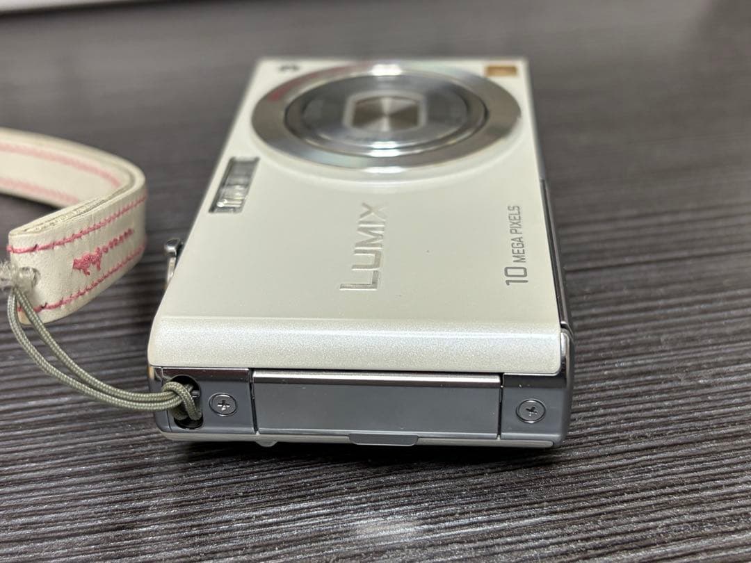 Panasonic LUMIX DMC-FX35 パナソニック ホワイト