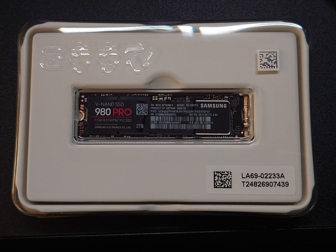 R*a様 Samsung M.2 NVMe SSD 980 pro 2TB 中古