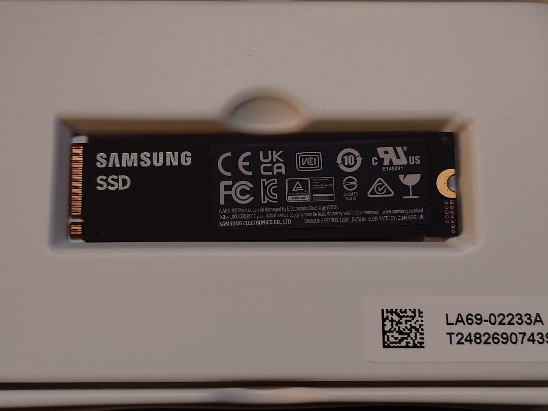 R*a様 Samsung M.2 NVMe SSD 980 pro 2TB 中古