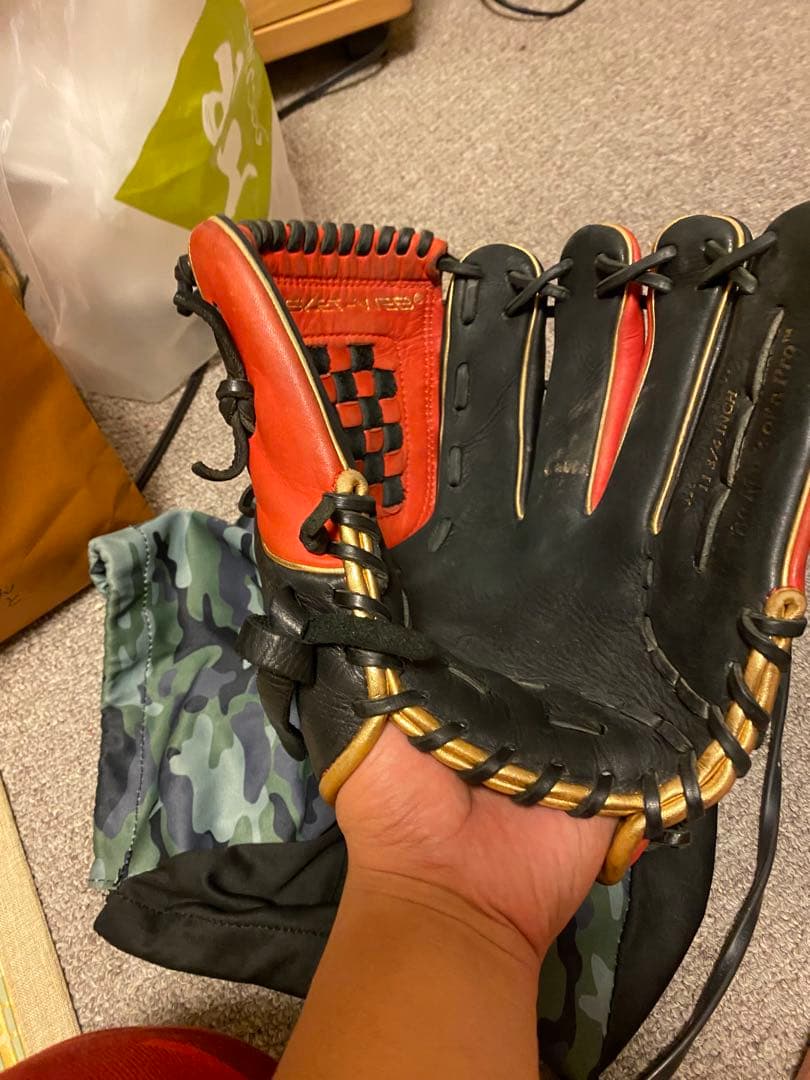 犬*叉様 軟式野球道具一式 バット2本 グローブ1個(グローブケース付き)