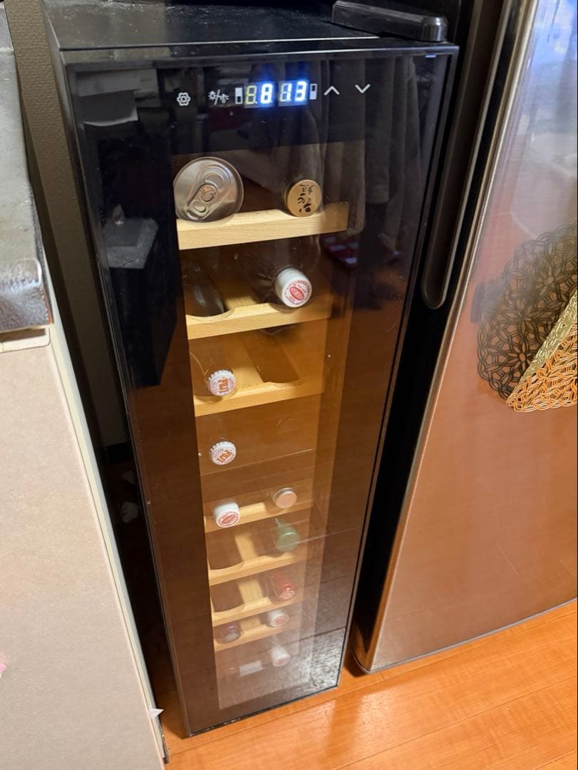 【希少】2室2温度　ワインセラー 18本収納　BESSON 静音設計　スリム