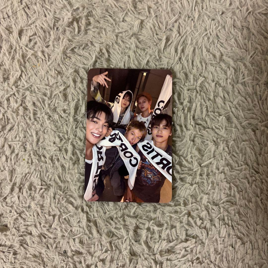 cortis 団体 ショーケース ショケ トレカ