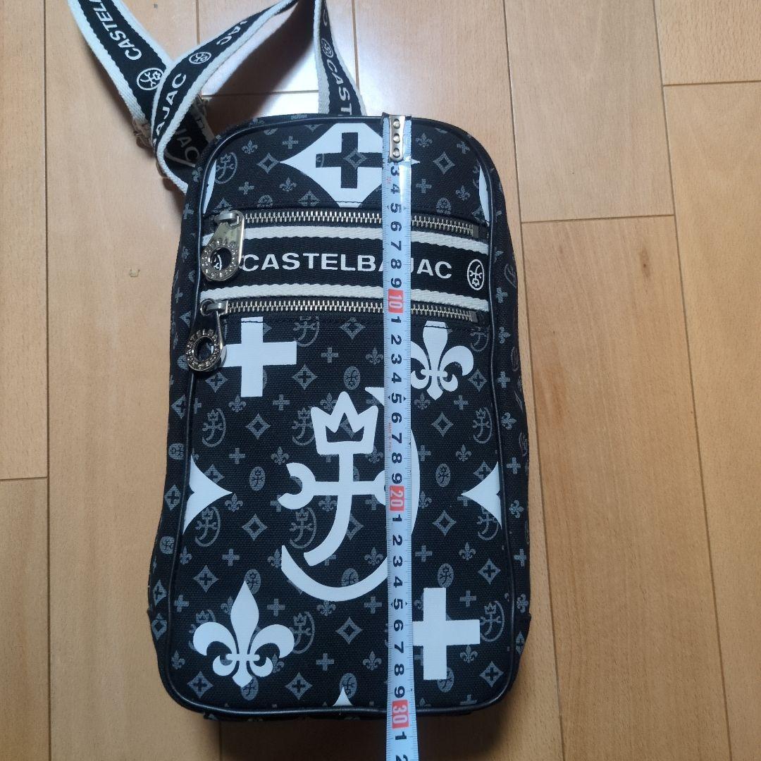 ★toshio-10401028　新品　未使用　　CASTELBAJAC