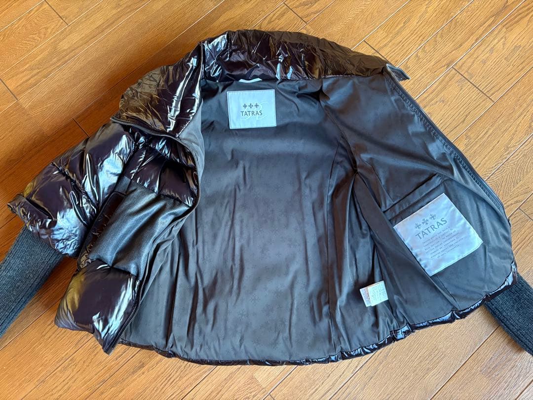 TATRAS ショート丈 ダウンジャケット アーム切替ニット