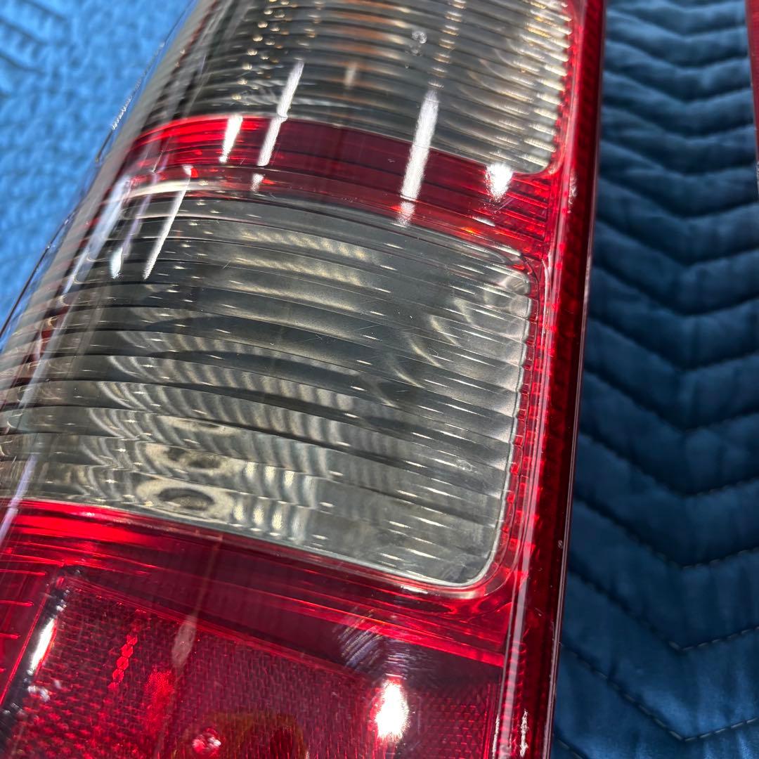 ハイエース　スモークテール