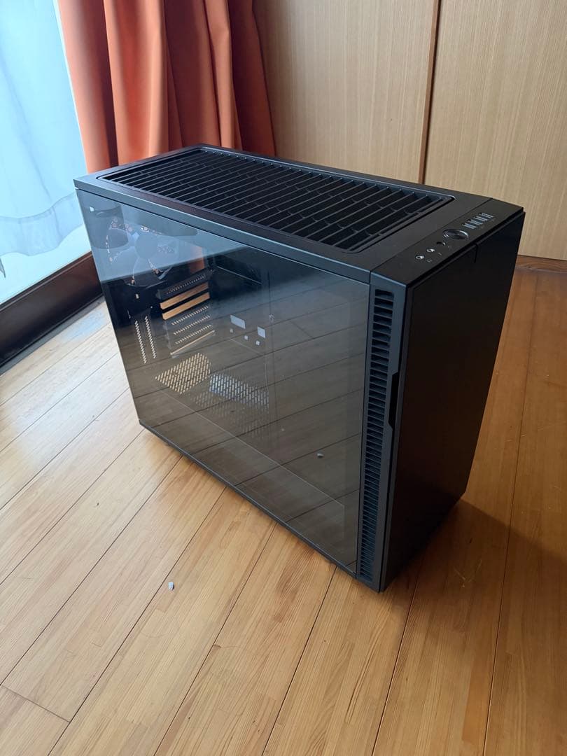 fractal-design Define R6 アクリルカバー付き
