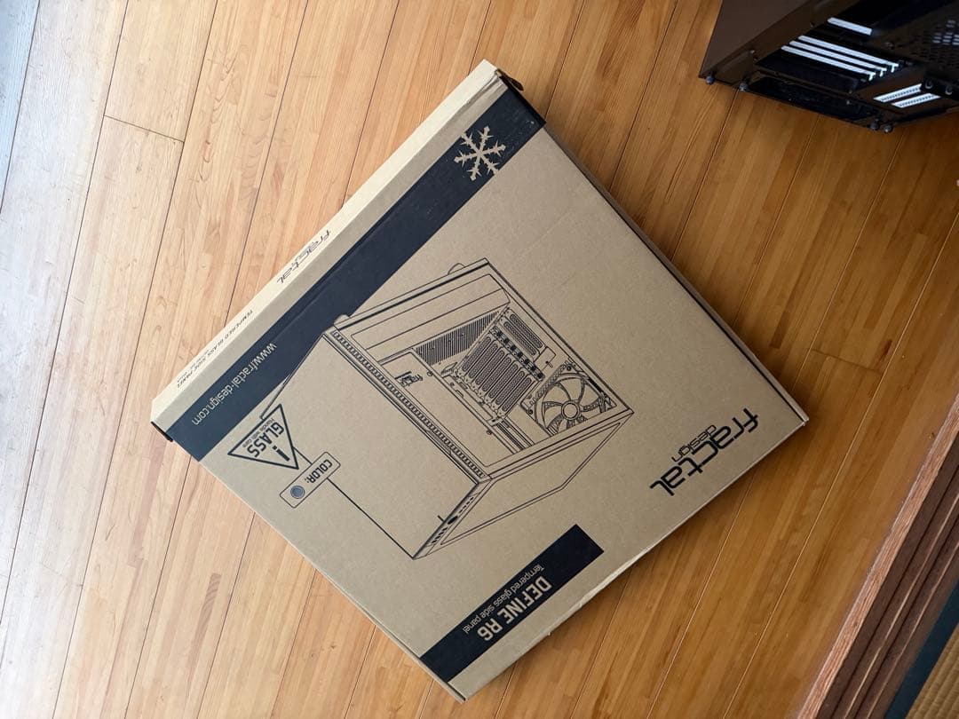 fractal-design Define R6 アクリルカバー付き