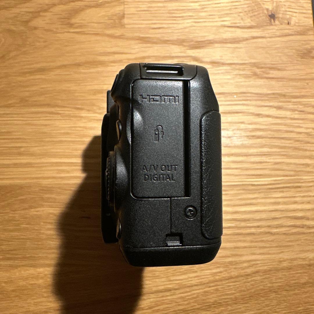 ⭐︎美品⭐︎ Canon G12 コンデジ 2バッテリー ストラップ 充電器付き