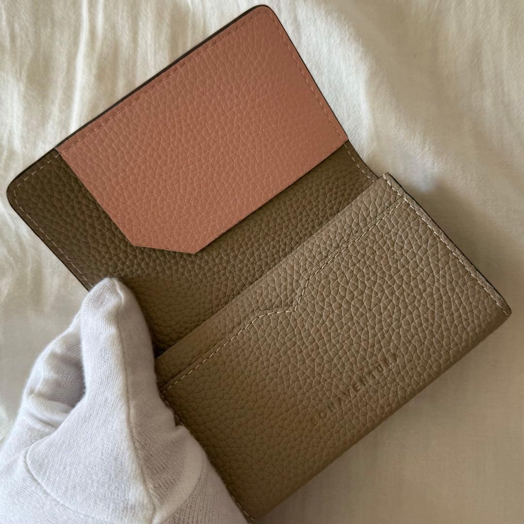 極美品 ボナベンチュラ カードケース 名刺入れ グレージュ シュリンクレザー