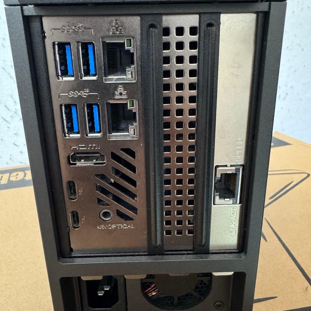 棒*棒様 Intel NUC 9 Pro / Xeon E-2286M / 32