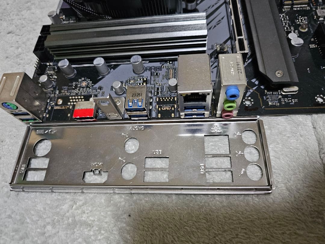 Ryzen 5 3600 B550 DDR4 8GB ×2 計16GB