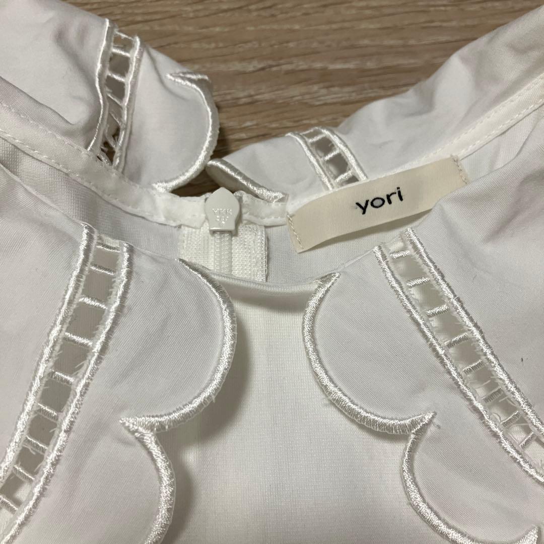 yori　ヨリ　スカラップカラーロンTee