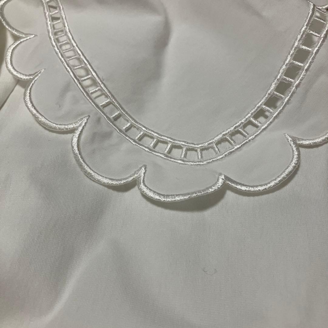 yori　ヨリ　スカラップカラーロンTee