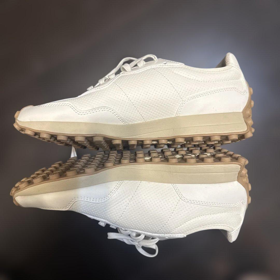 newbalance ゴルフシューズ　スパイクレス