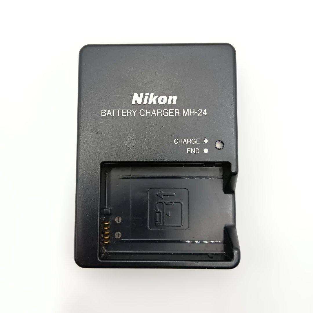 【美品】Nikon D3100 デジタル一眼レフカメラ（K）