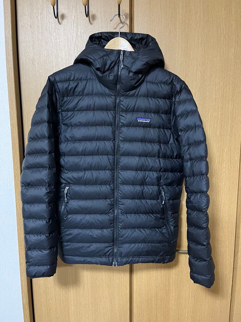 Patagonia パタゴニア ダウンセーターフーディ