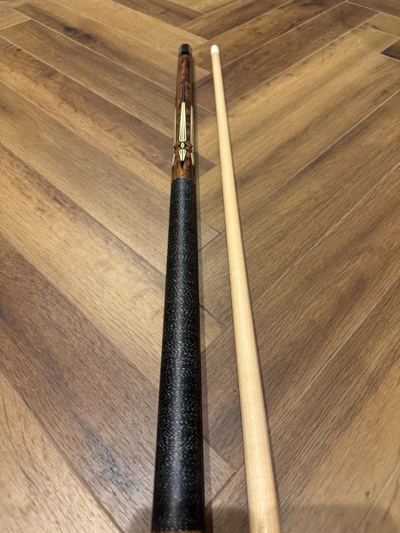 ADAM ビリヤードキュー