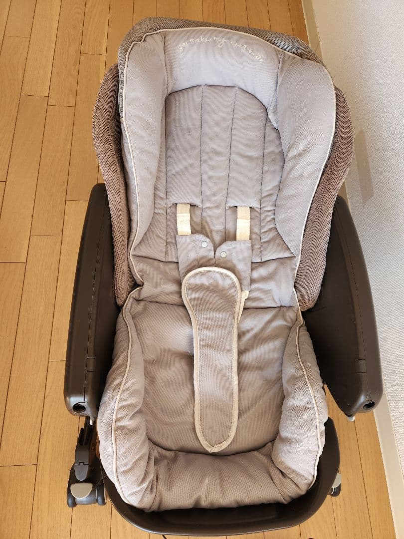 Aprica ユラリズムオート