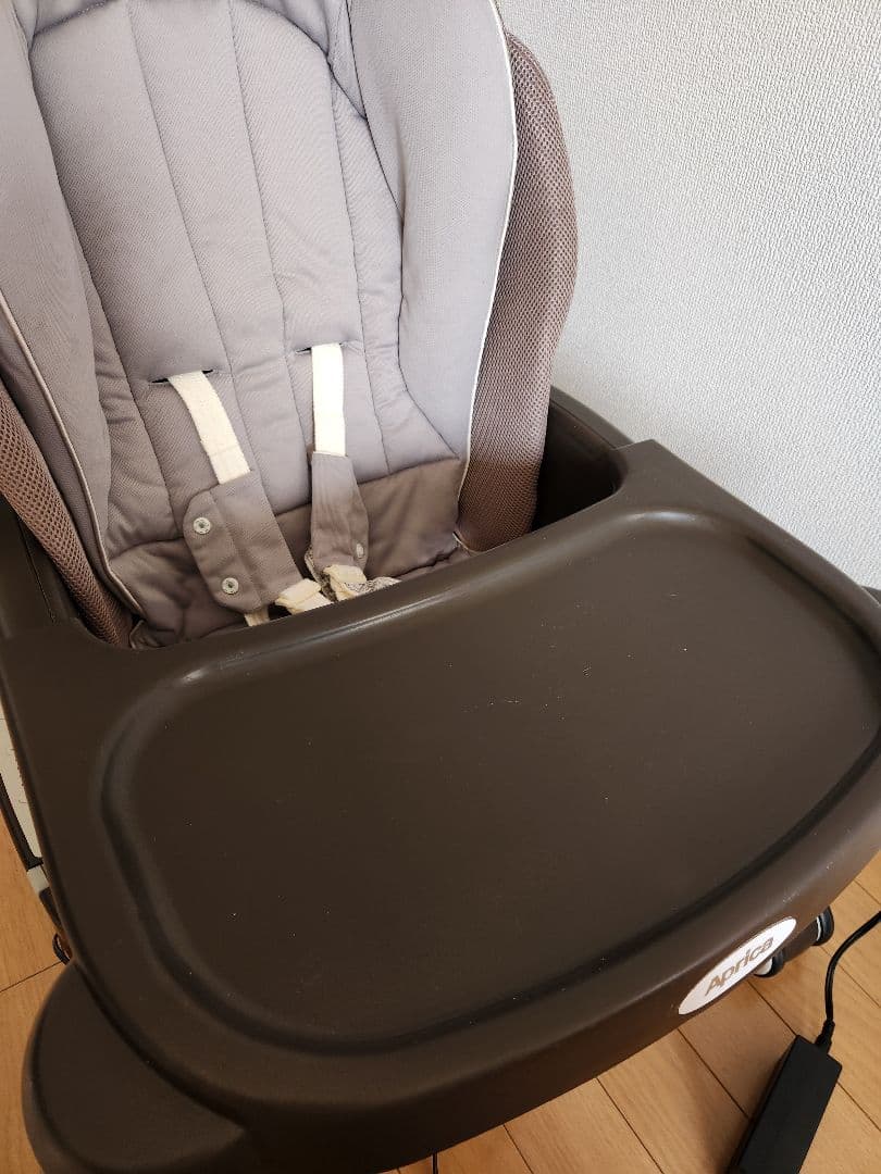 Aprica ユラリズムオート