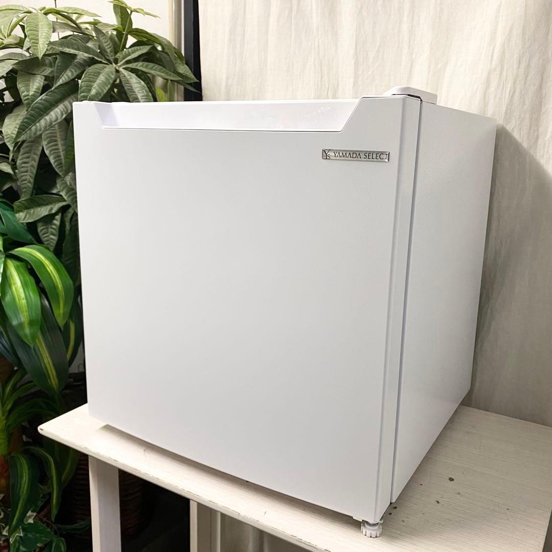 美品！飲み物をいれておくにはちょうどいいキューブ型！1ドア冷蔵庫46L