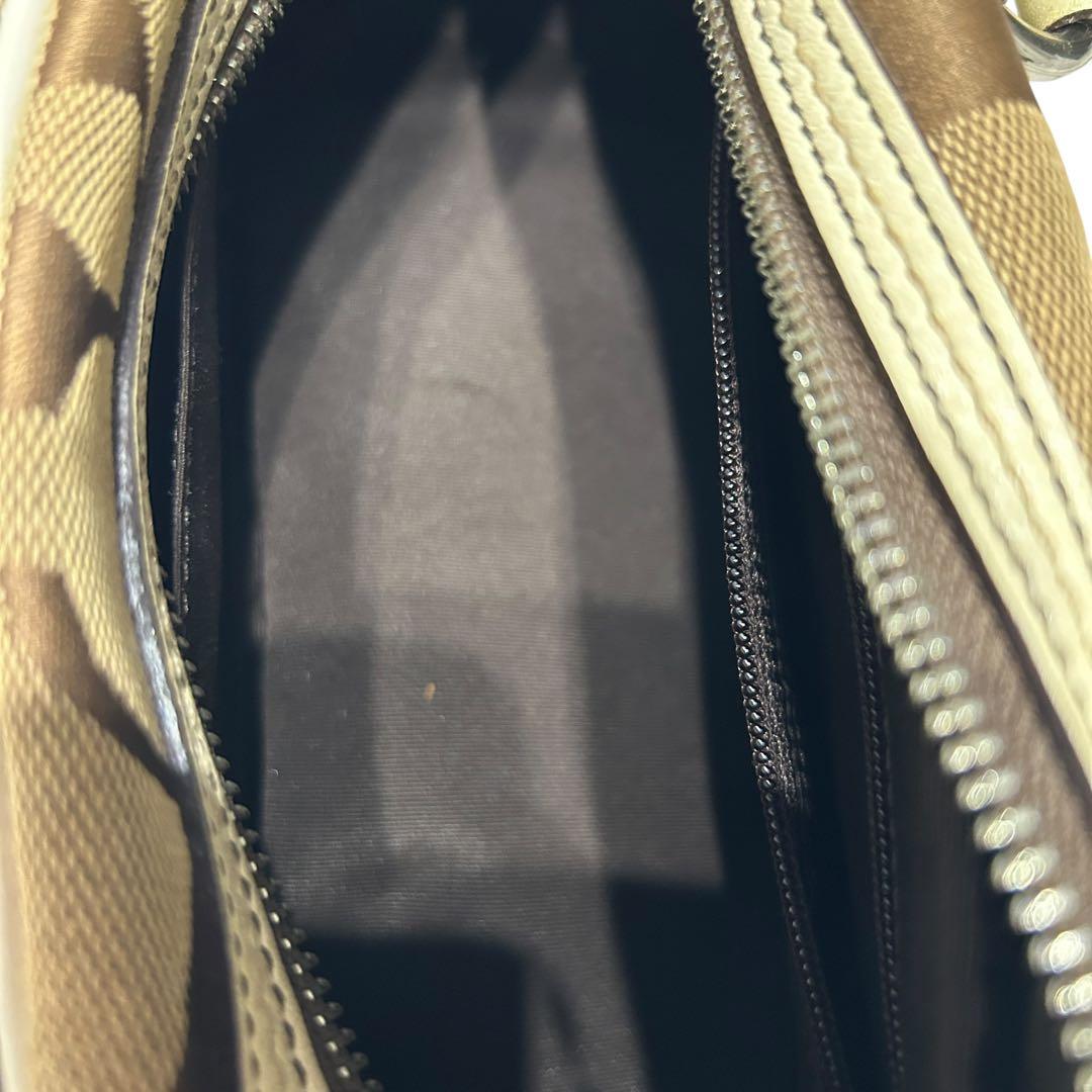 バッグ Coach Signature Gallery Pocket Satchel