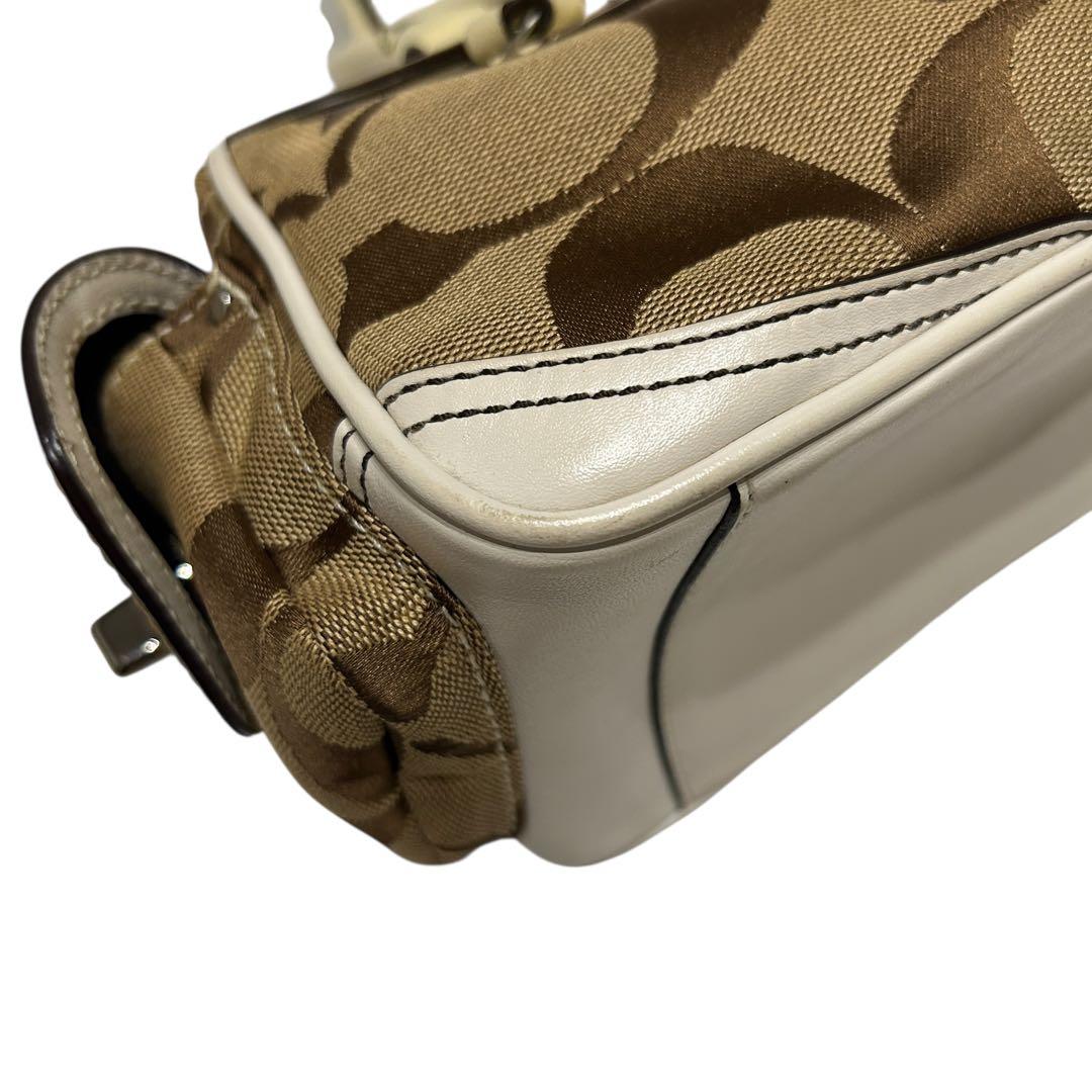 バッグ Coach Signature Gallery Pocket Satchel