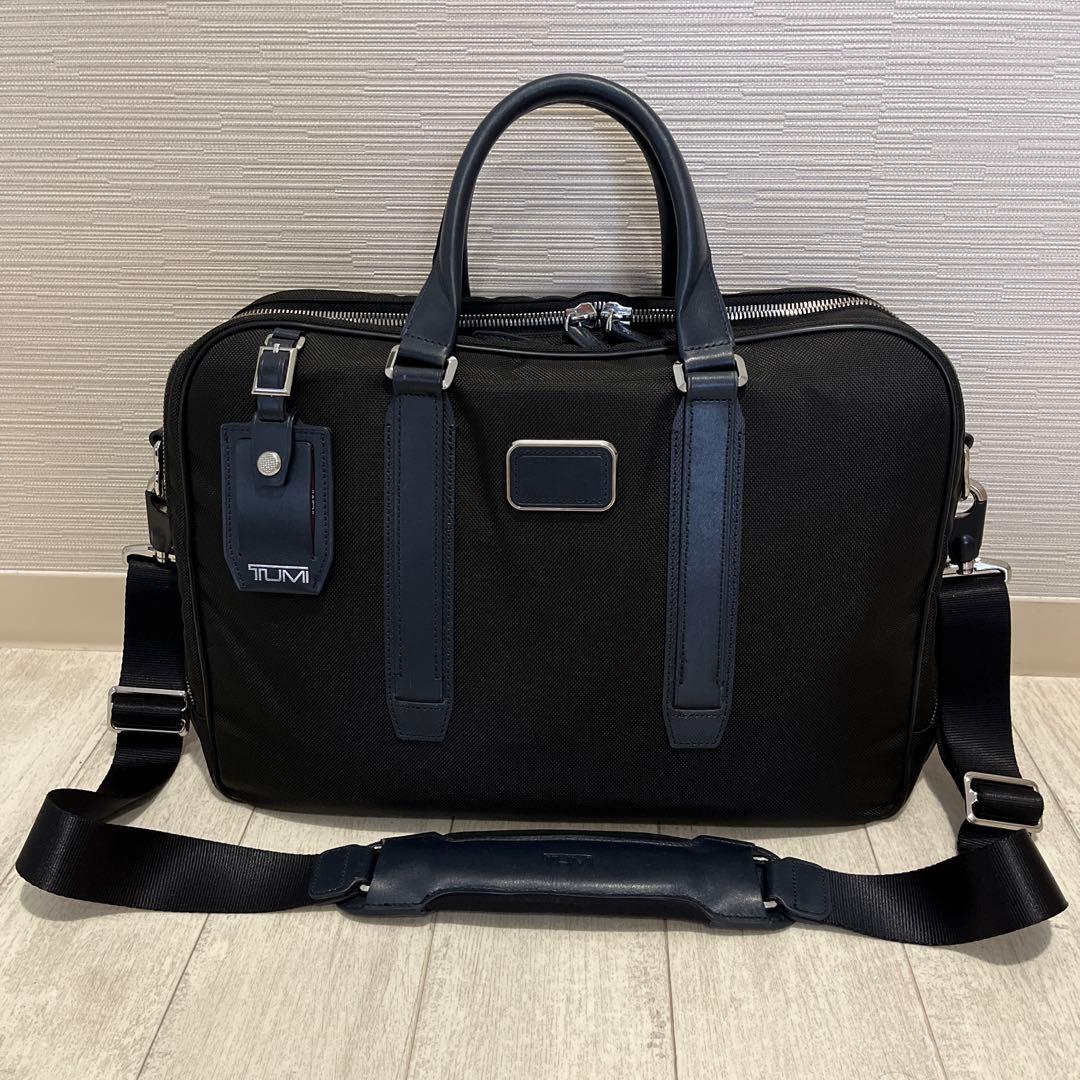 TUMI JARVIS デラックス ラップトップ ブリーフ